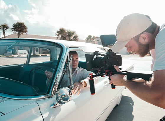 Agence audiovisuelle agence média Paris, Nice, Monaco, France réalisation film d'entreprise production spot publicitaire. Vidéo promotionnelle réalisation support visuel conception teaser agence audiovisuelle Paris, Nice, Monaco, France